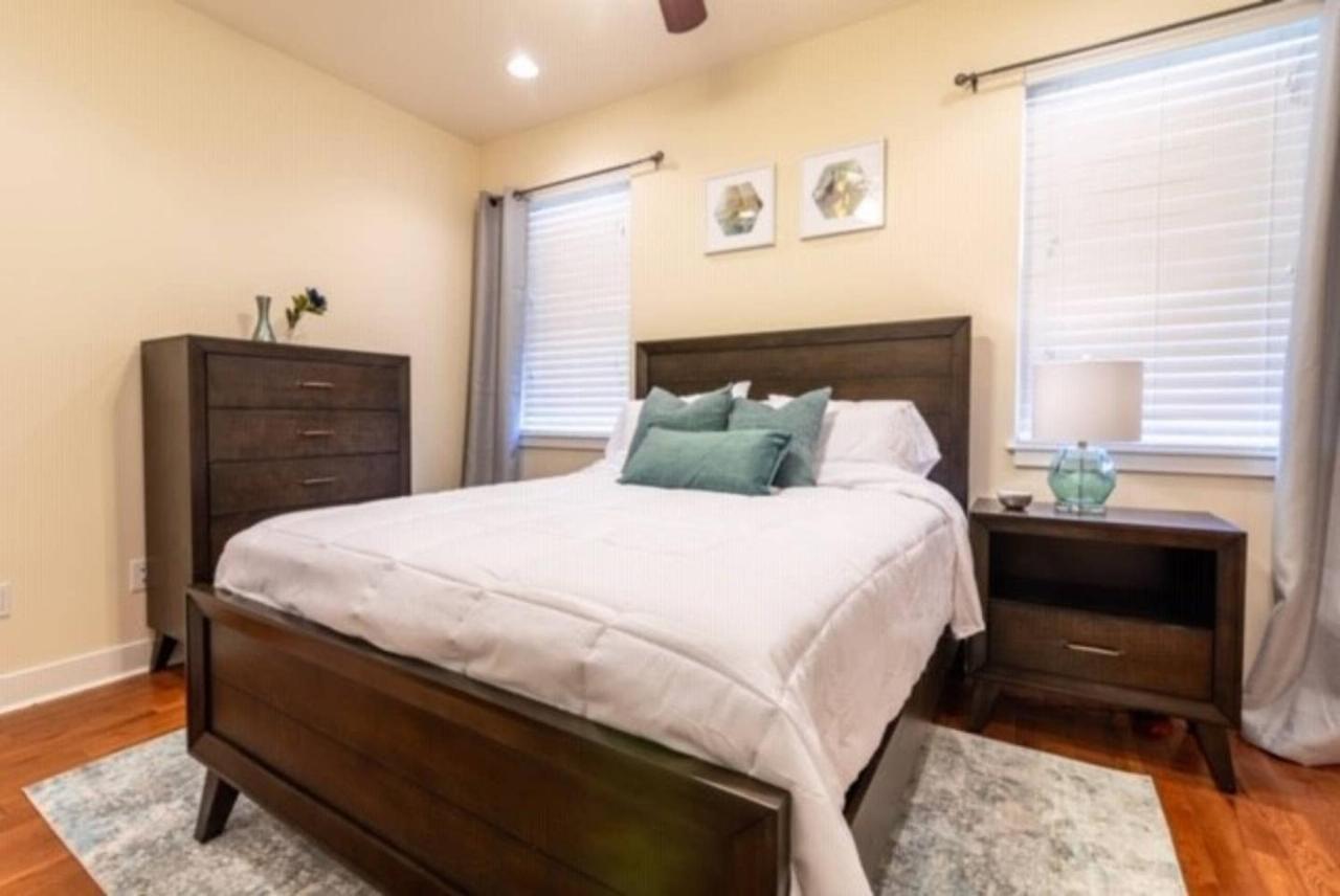 Beautiful Lux 4 Bedroom*Near Penn/Chop*Roof Deck Philadelphia Exteriör bild