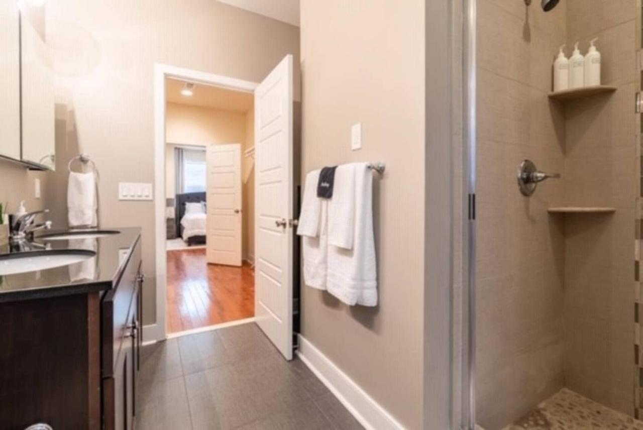 Beautiful Lux 4 Bedroom*Near Penn/Chop*Roof Deck Philadelphia Exteriör bild